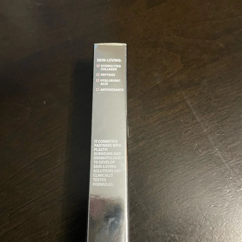 IT Cosmetics Bye Bye Under Eye Full Coverage Anti-Aging Waterproof Concealer M